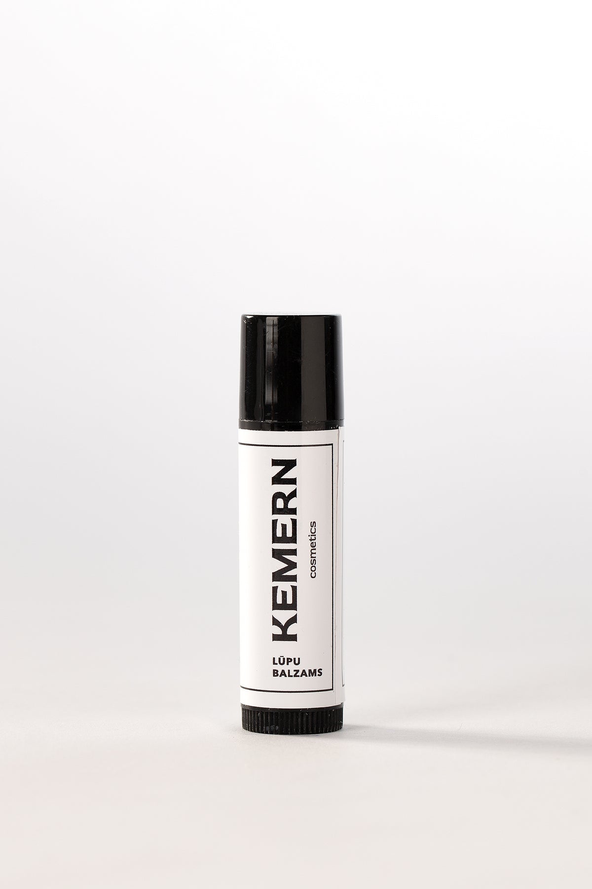 Nourishing lip balm